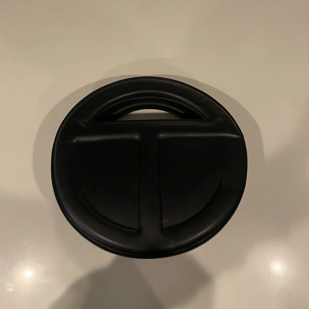 Authentic Telfar Logo Bag - Picture 10 of 10